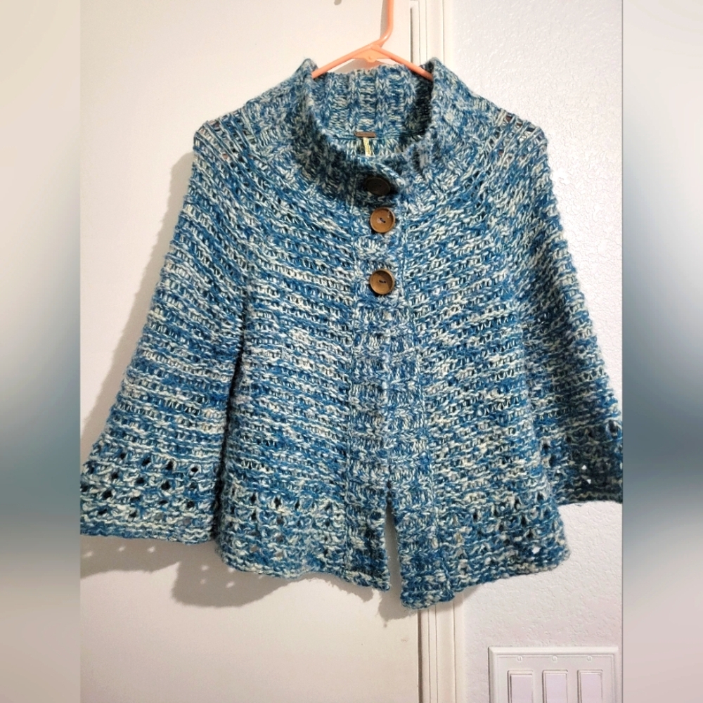 Free People Blue Chunky Knit Shrug